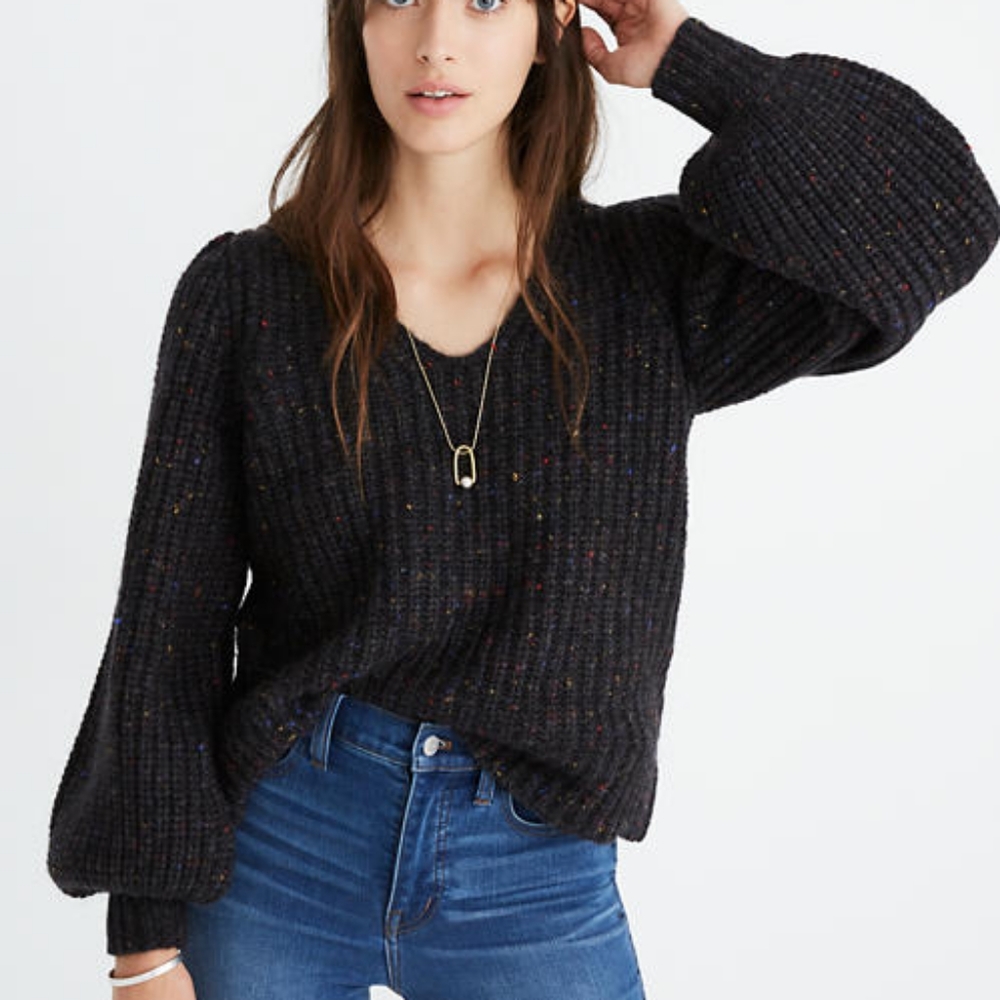 🖤 Madewell V-Neck Puff-Sleeve Sweater